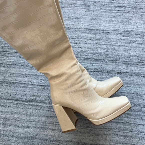 Princess Polly Montgomery Boots Cream Croc Size 9 - Picture 6 of 11